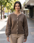Belinda | Versatile Women’s Cardigan for All Occasions